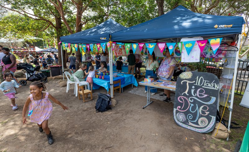 Castlecrag Love hosting the Fair!