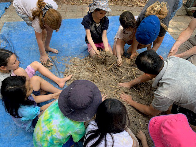 Class 3 Build a Cob Cubby