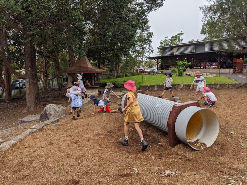 Castlecrag students enjoy outdoor play time
