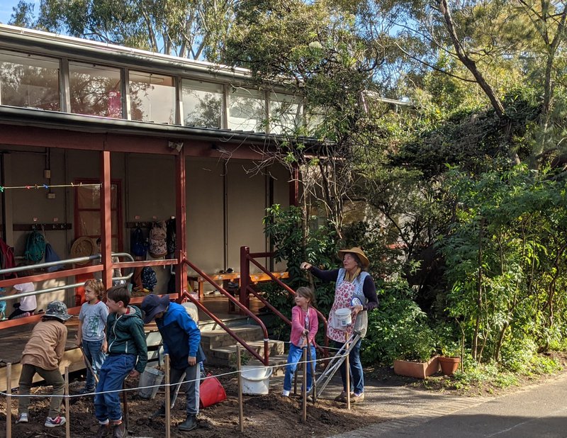 New Castlecrag Garden takes shape