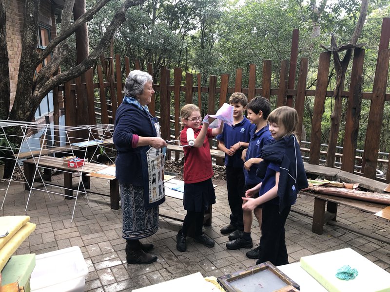 Class 4 Paper making with Elizabeth Ellean
