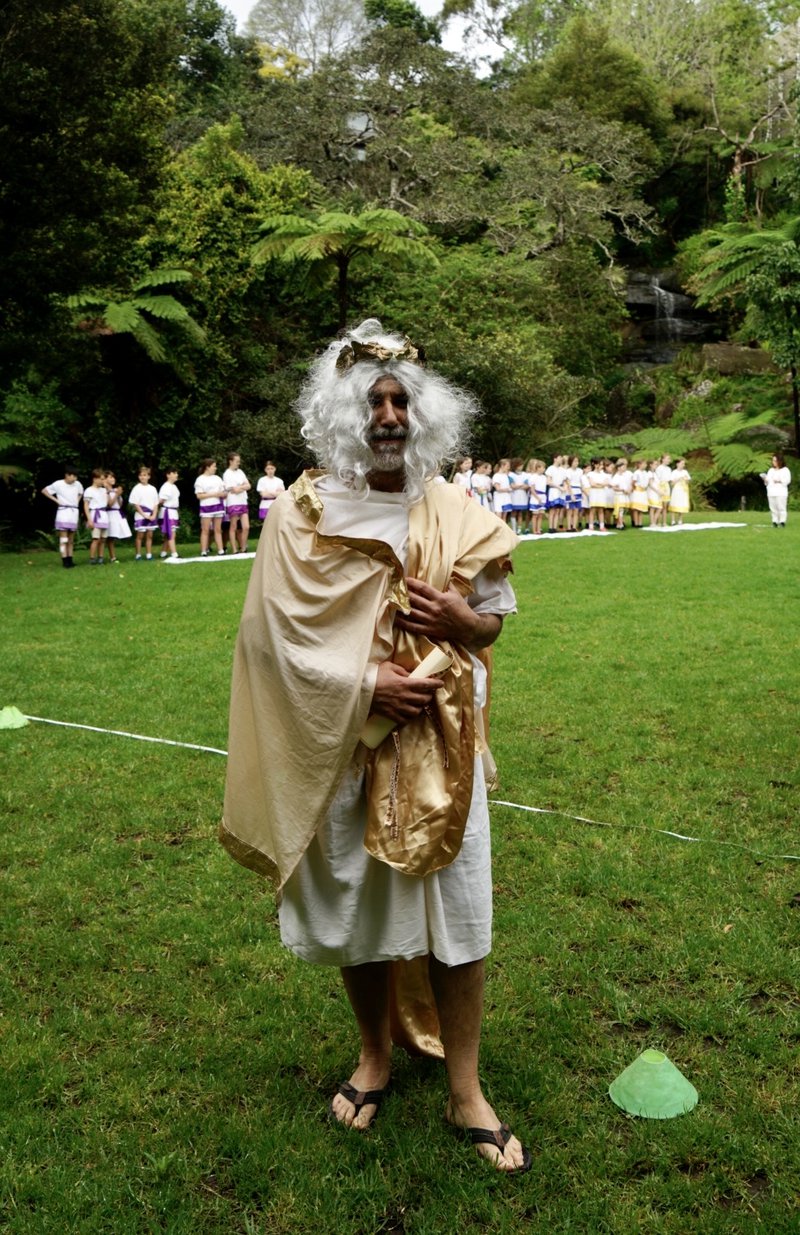 Kamaroi and Glenaeon Class 5s join for Greek Olympics