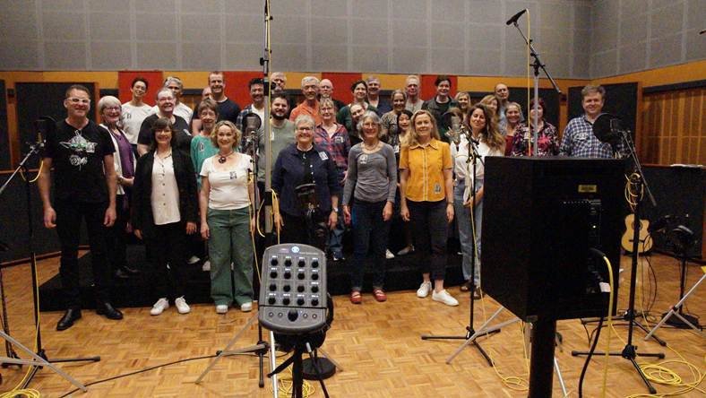 Lucy Armstrong fights homelessness with Make This Right