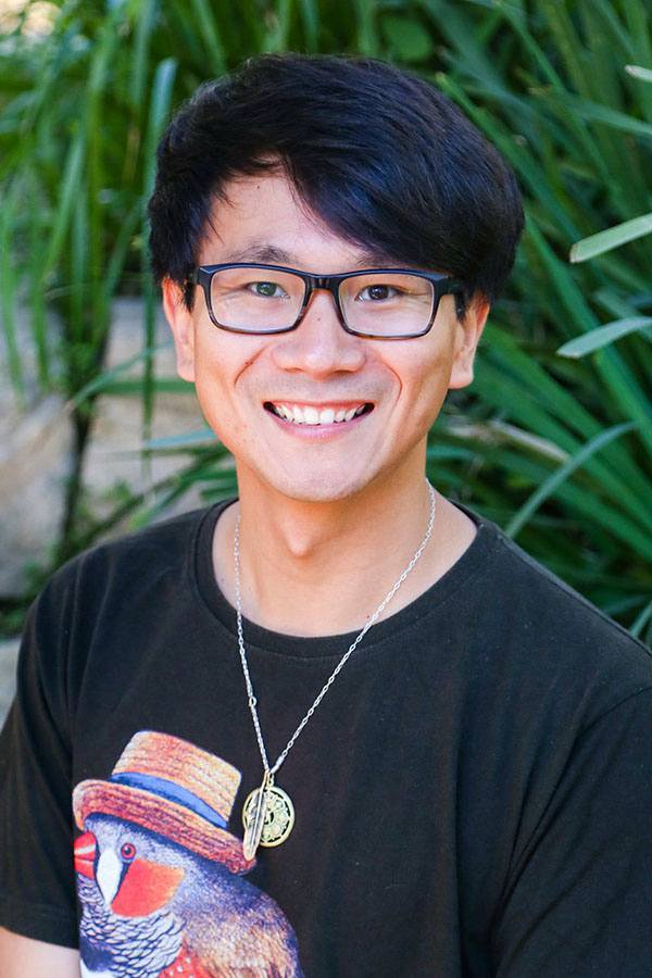 Dr Stanley Tang celebrates National Bird Week (18-24 October 2021)