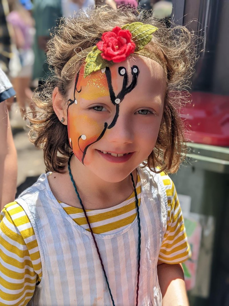 Castlecrag faces at the Fair