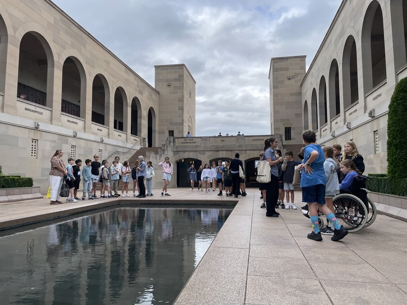 Year 6 experiences an educational excursion to Canberra