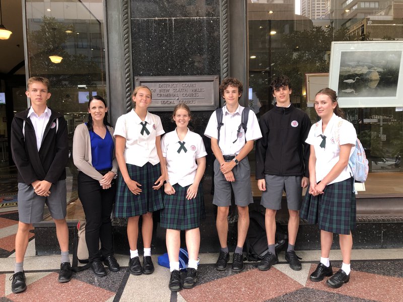 ICS students have their day in Court (on an excursion)!